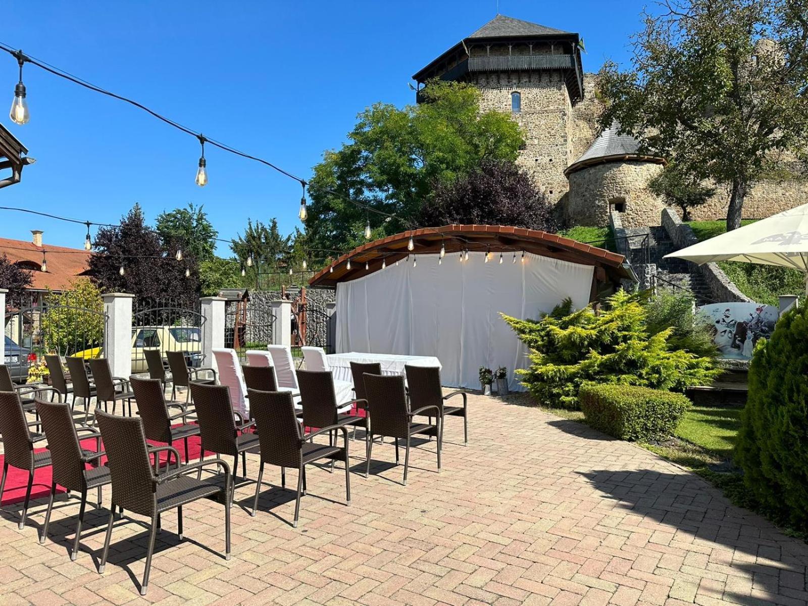 Penzion Bebek Filakovo Exterior foto